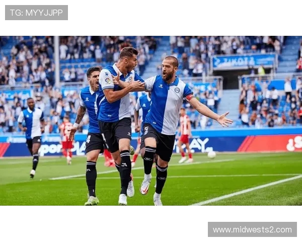 柏林联合对阵美因茨 容诺夫伯克领衔 李在城阿米里同场竞技激战