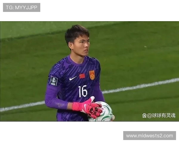 李昊对阵日本全场五次扑救二十四脚传球成功率45点8彰显门将担当 李昊对阵日本全场五次扑救二十四脚传球成功率45点8彰显门将担当